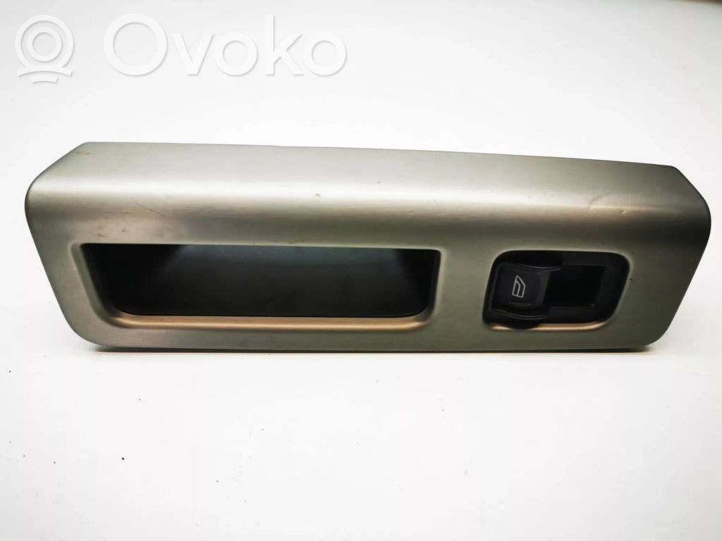Electric window control switch   8663816,30773217