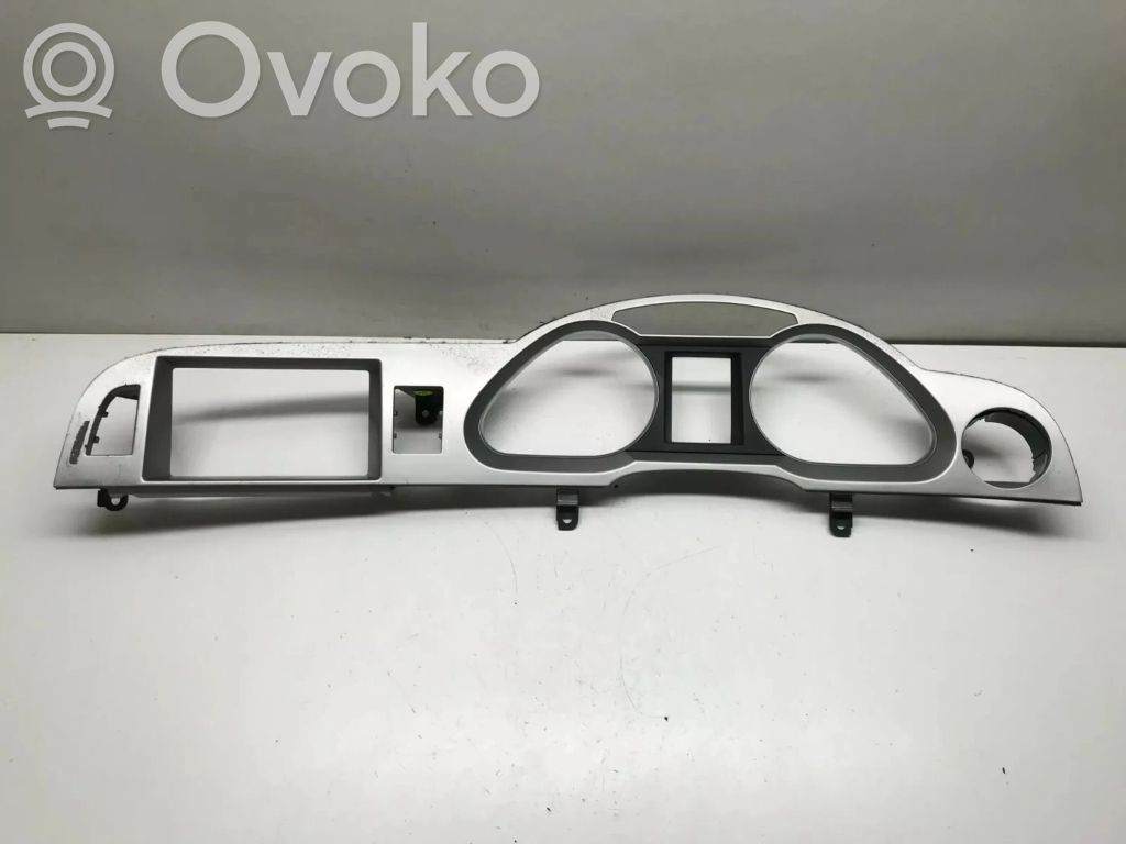 Audi A6 S6 C6 4F Dashboard trim 