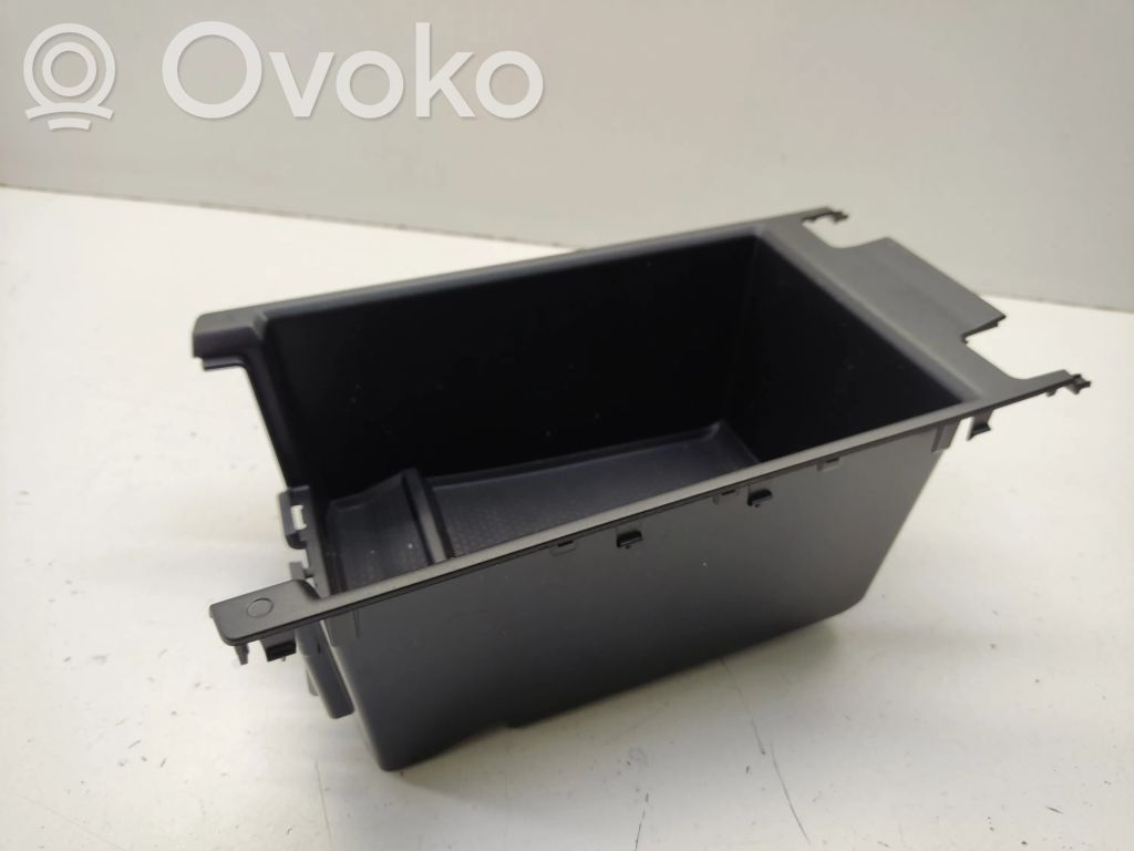 BMW 3 G20 G21 Główny schowek tunelu środkowego 