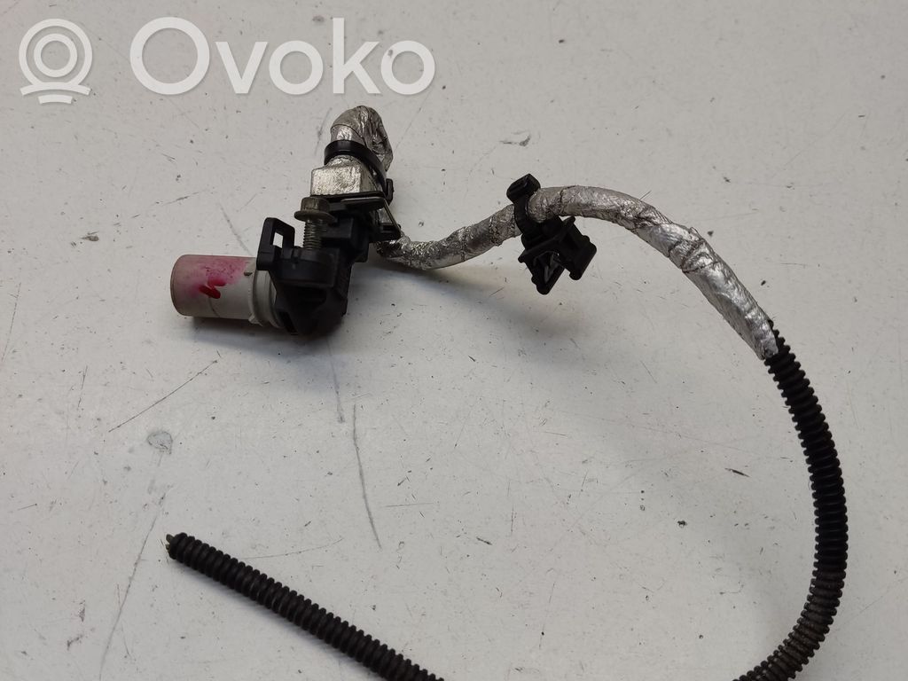 Ford Mondeo MK IV Crankshaft position sensor 