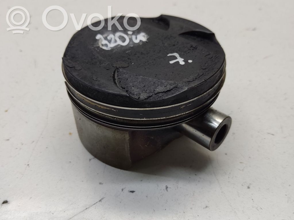 BMW 3 E90 E91 Piston 