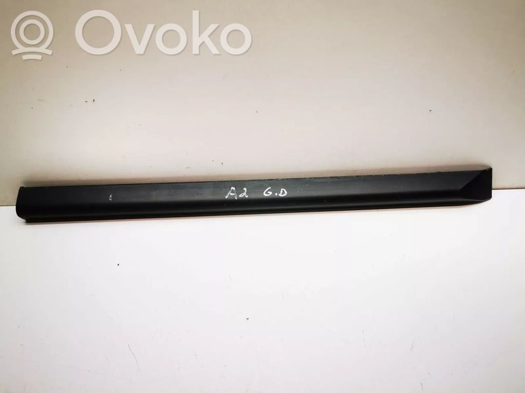 Audi A2 Listwa drzwi tylnych 