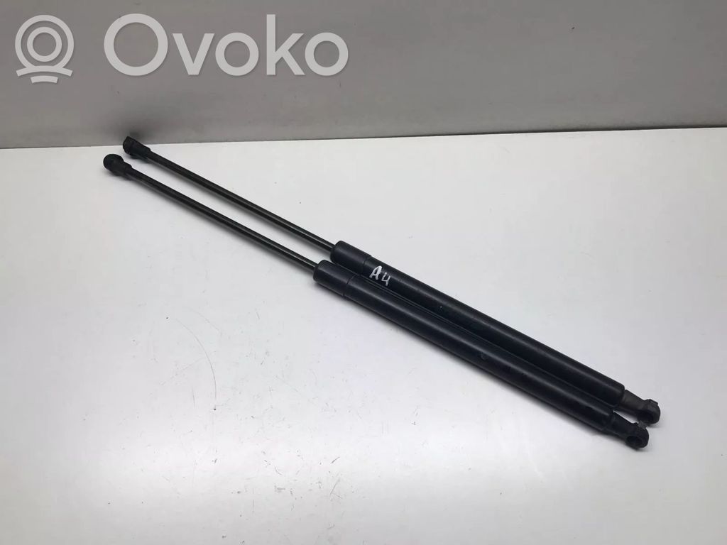 Audi A4 S4 B6 8E 8H Amortyzator klapy tylnej bagażnika 