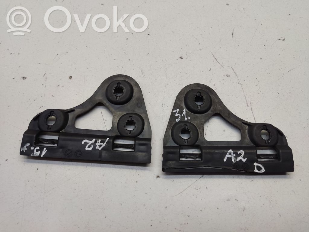 Audi A2 Fender mounting bracket 