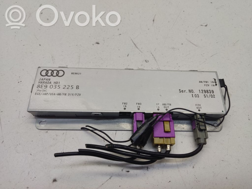 Audi A4 S4 B6 8E 8H Wzmacniacz anteny 
