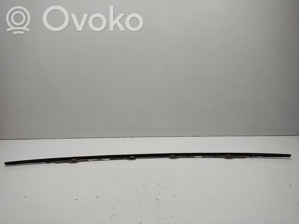 Volvo S80 Tailgate trim 