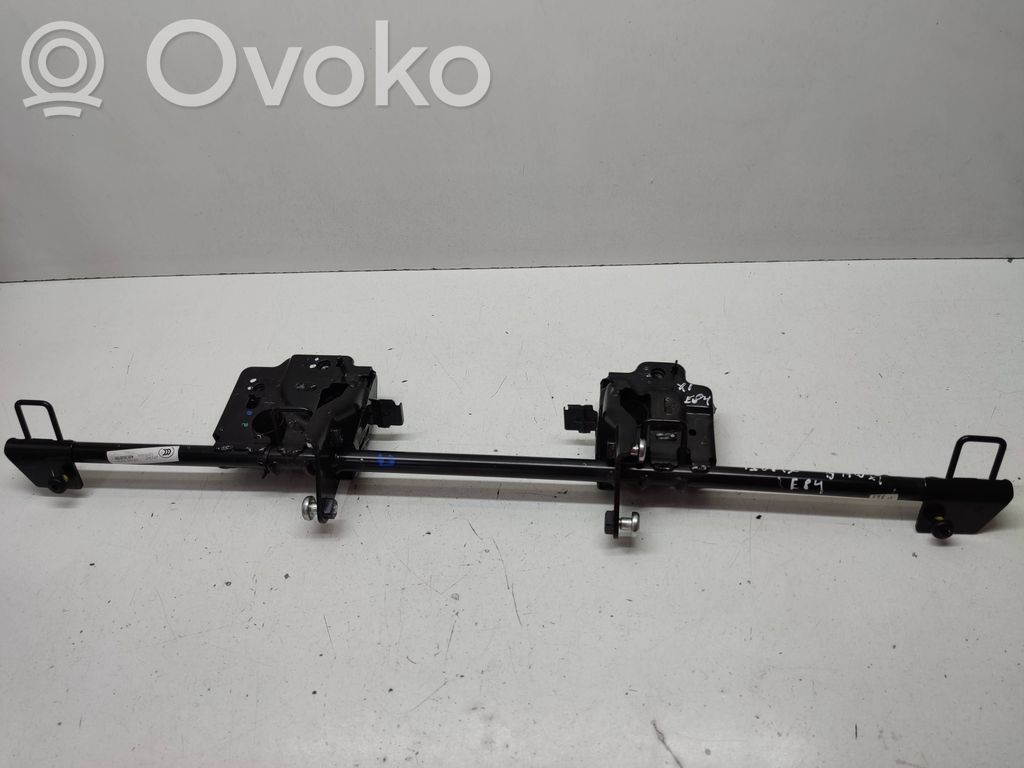 ISOFIX Laikiklis   1747209,4036898