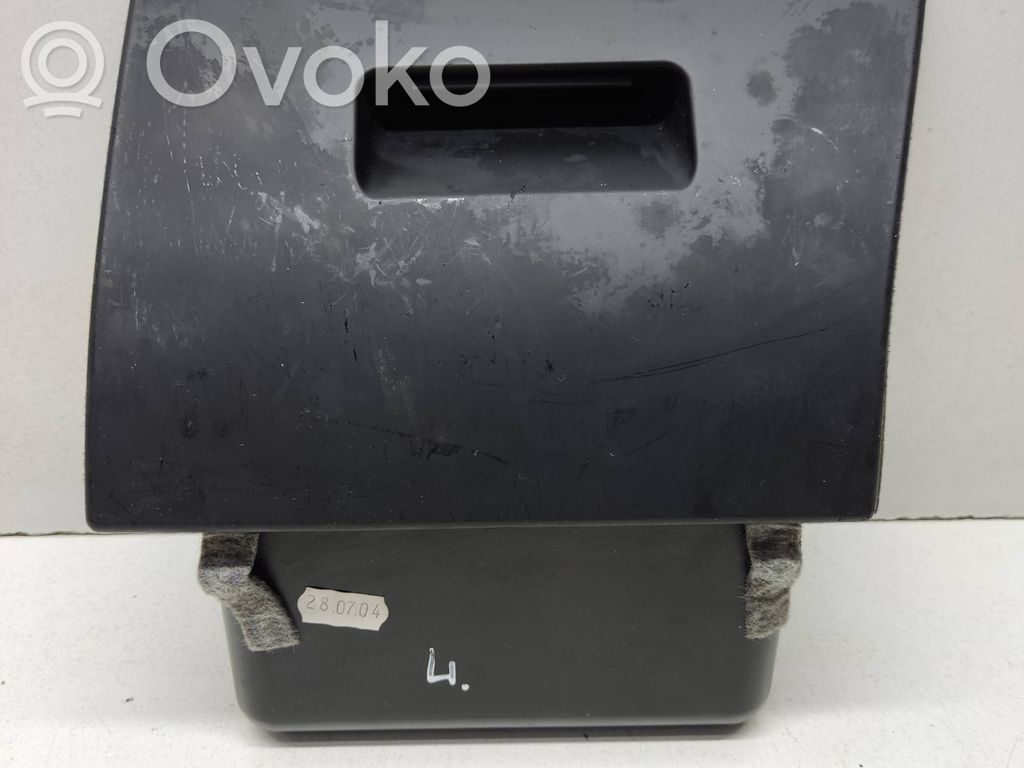 BMW 3 E46 Glove box 