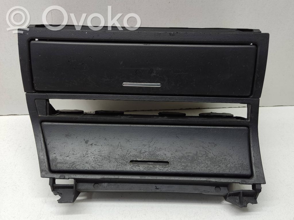 Dashboard storage box/compartment   8202188,307180000,307080800,8202178,8205377