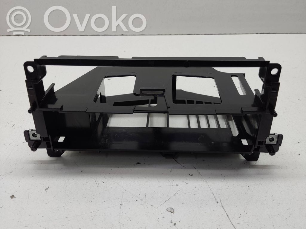 BMW 3 E46 Radio/GPS head unit trim 