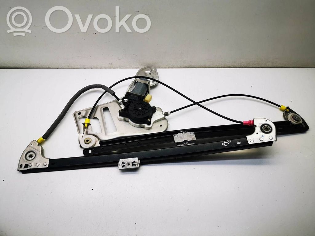 Land Rover Range Rover L322 Regulador de puerta delantera con motor 