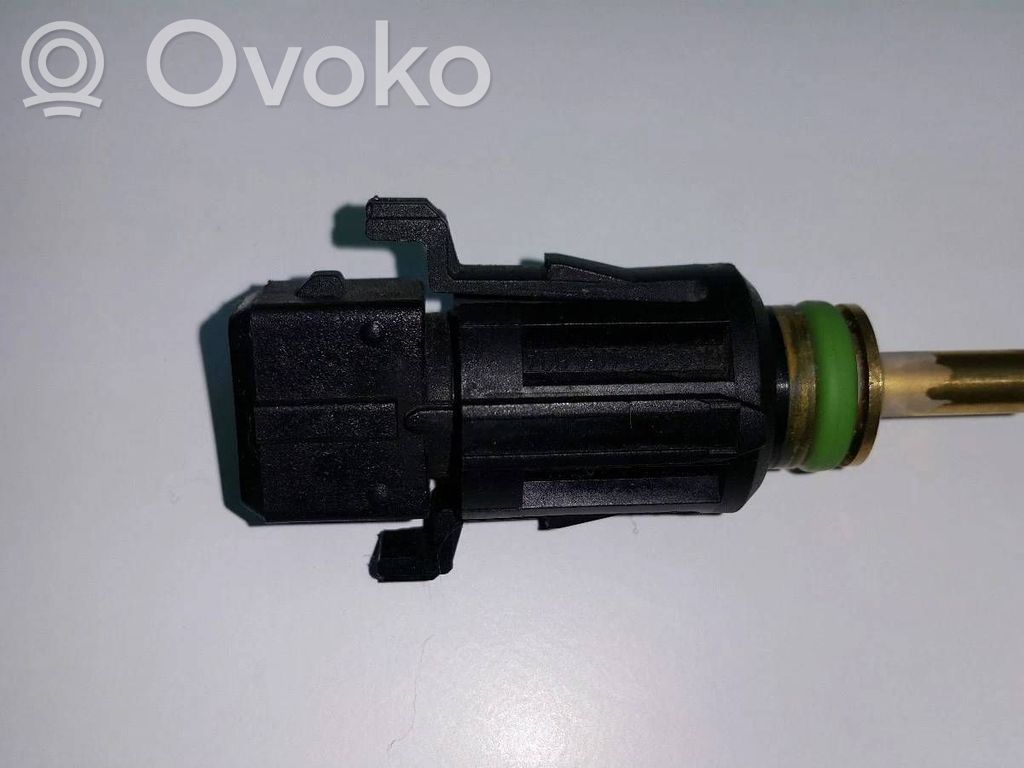 BMW 5 E39 Coolant temperature sensor 