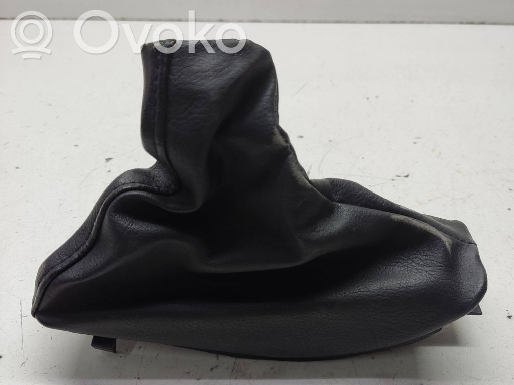 Handbrake trim