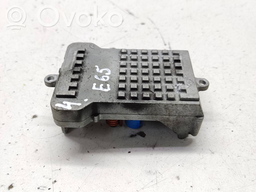 BMW 7 E65 E66 Pečiuko ventiliatoriaus reostatas (reustatas) 