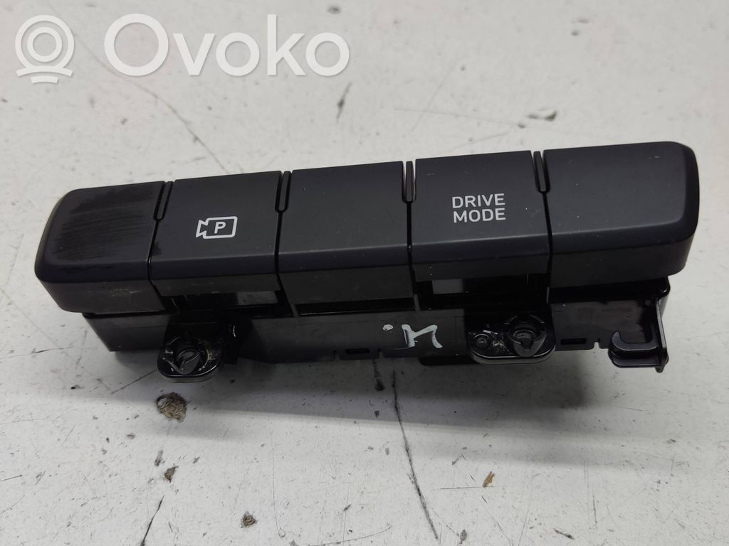 Hyundai i20 (BC3 BI3) Other switches/knobs/shifts 