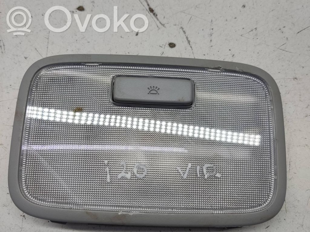 Hyundai i20 (BC3 BI3) Luz del asiento trasero 