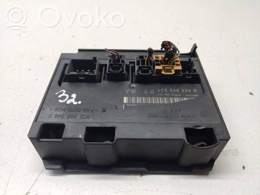 Volkswagen PASSAT B7 Module confort 