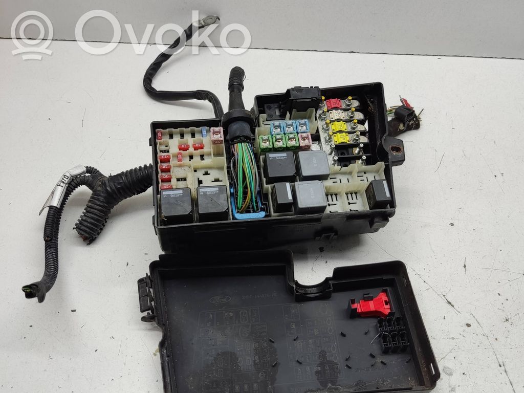 Fuse box set   3M5T14A142AB,6N4T14K733,A12036238,11972270000
