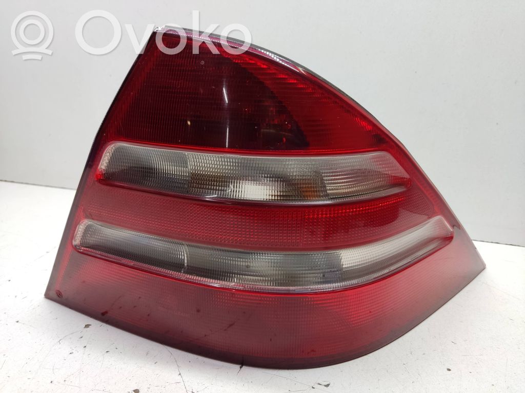 Mercedes-Benz S W220 Lampa tylna 