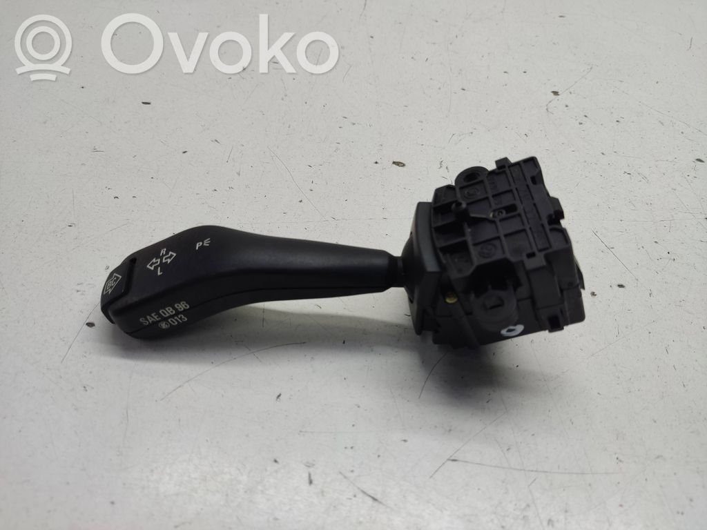 Suuntavilkun vipu   8363668K,011040105