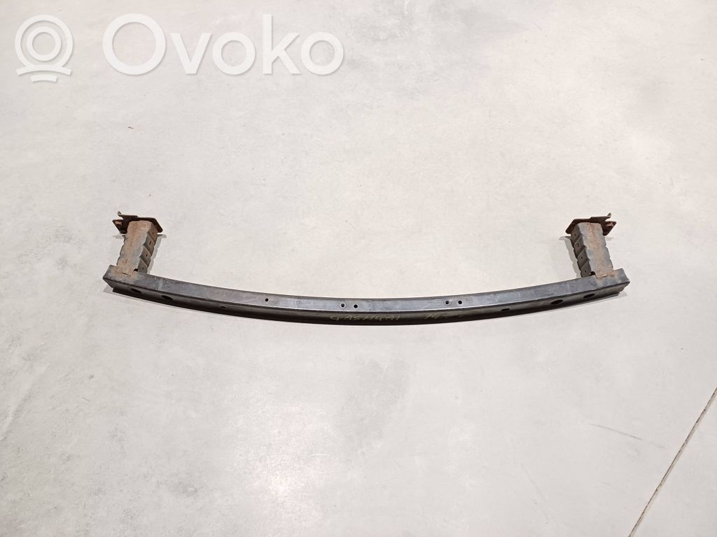 Nissan Qashqai Etupuskurin poikittaistuki 