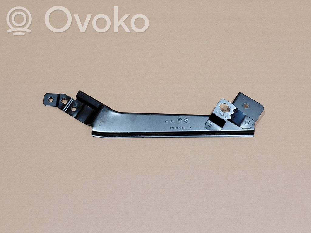 Headlight/headlamp mounting bracket   625136073R