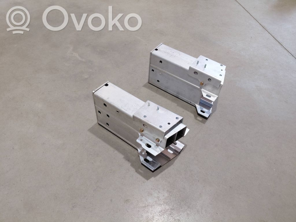 Volvo XC90 Priekinis amortizatorius bamperio 