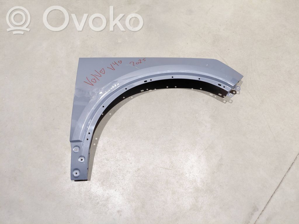 Volvo XC40 Spārns 