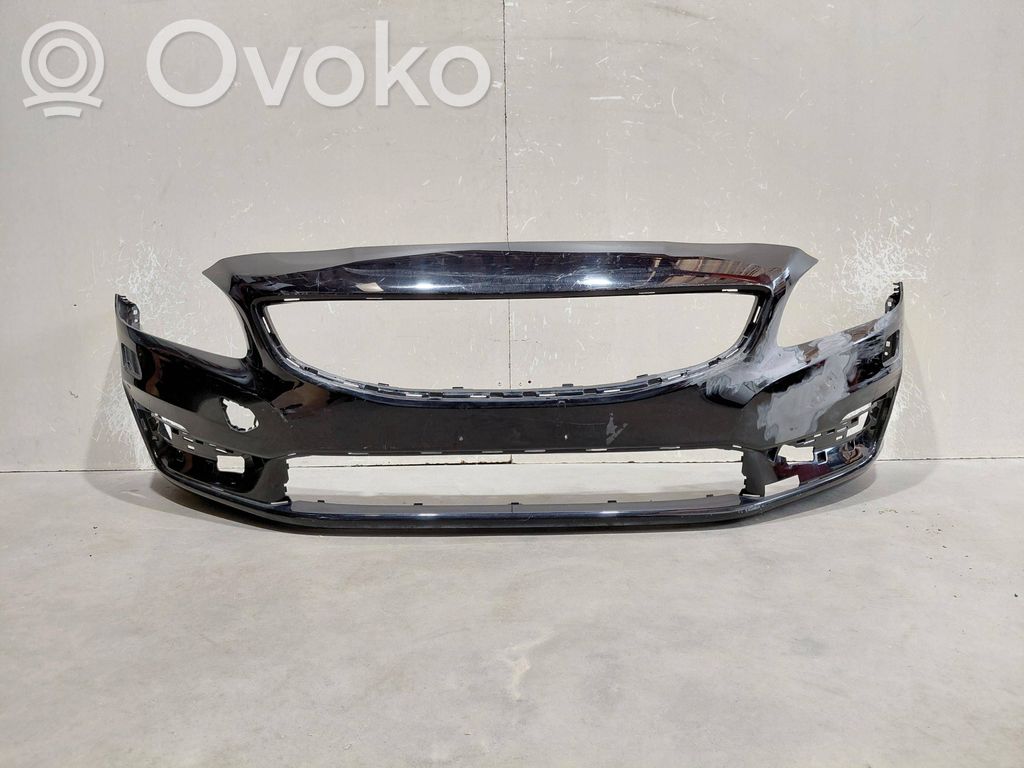 Volvo V60 Priekinis bamperis 