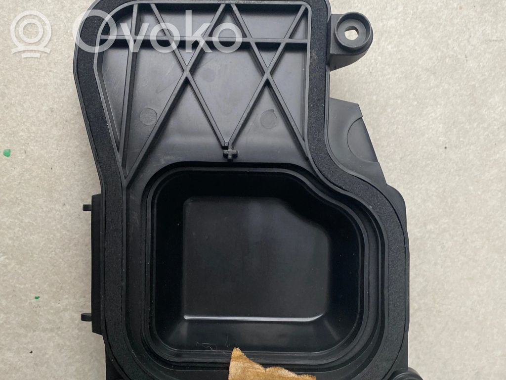 Ford Focus Priekšējā luktura vāks 