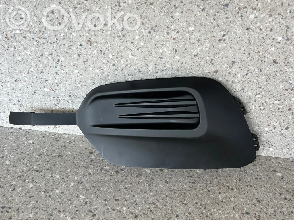 Toyota Proace Front bumper lower grill 