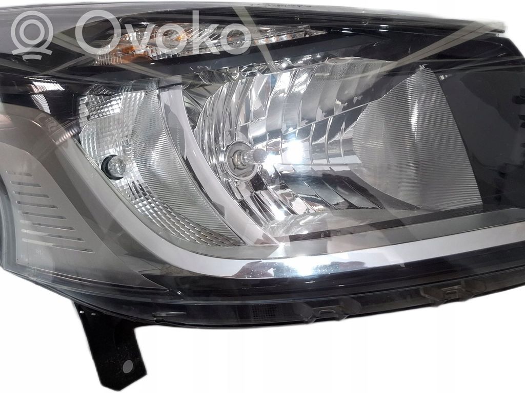Fiat Fiorino Lampa przednia 