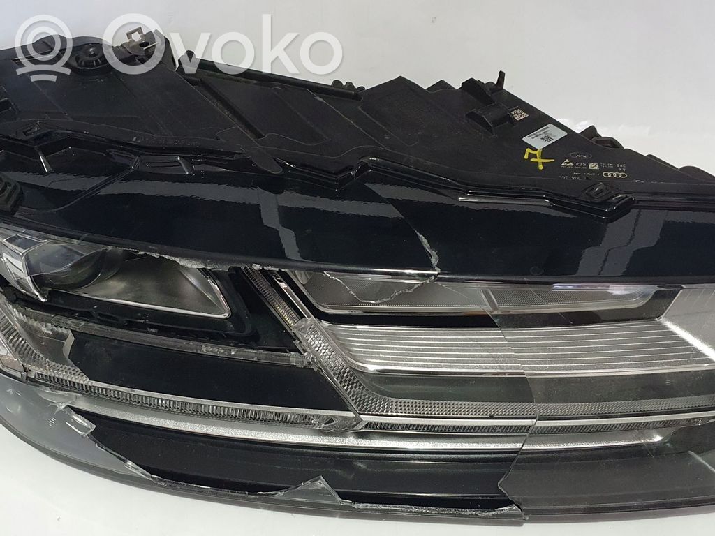 Audi Q7 4M Lampa przednia 