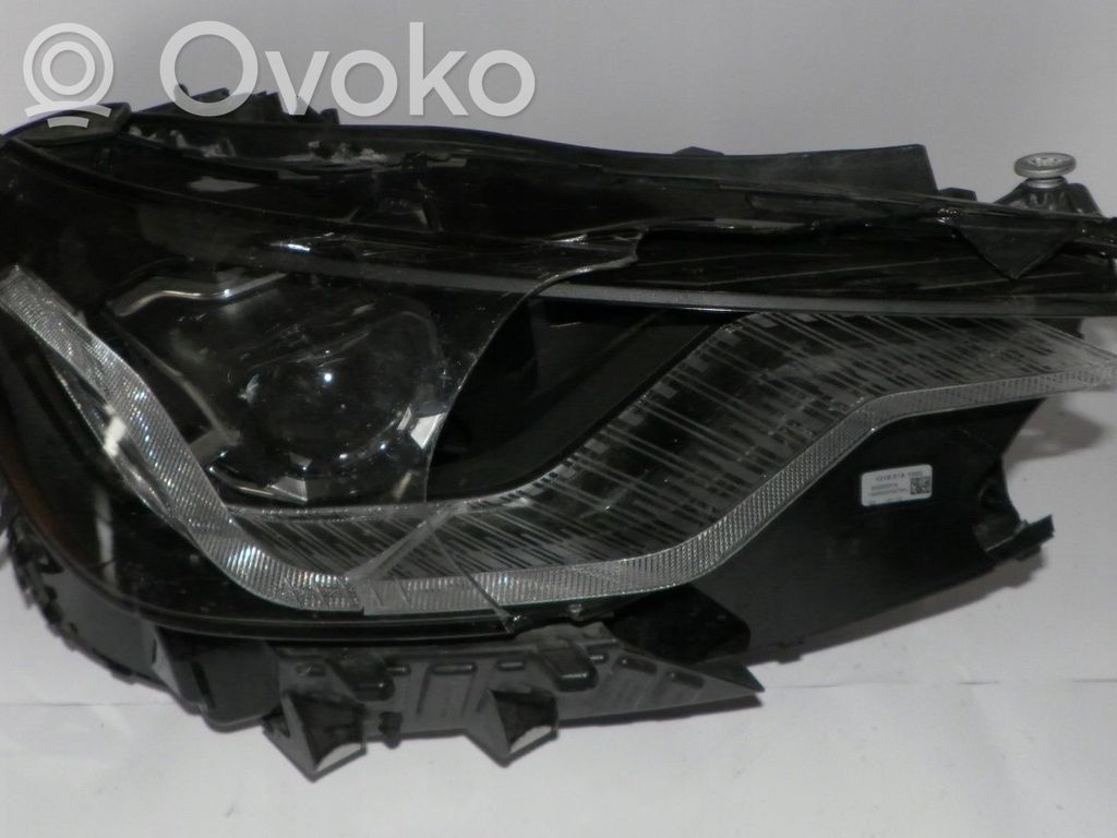 BMW 2 G42 Lampa przednia 