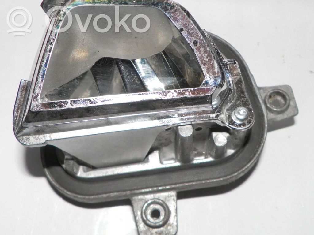 BMW X1 F48 F49 Światło przeciwmgłowe przednie 