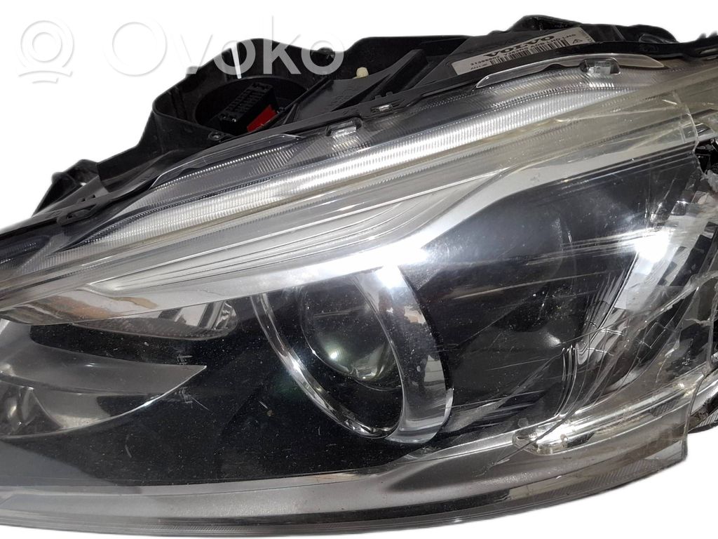 Volvo S60 Headlight/headlamp 