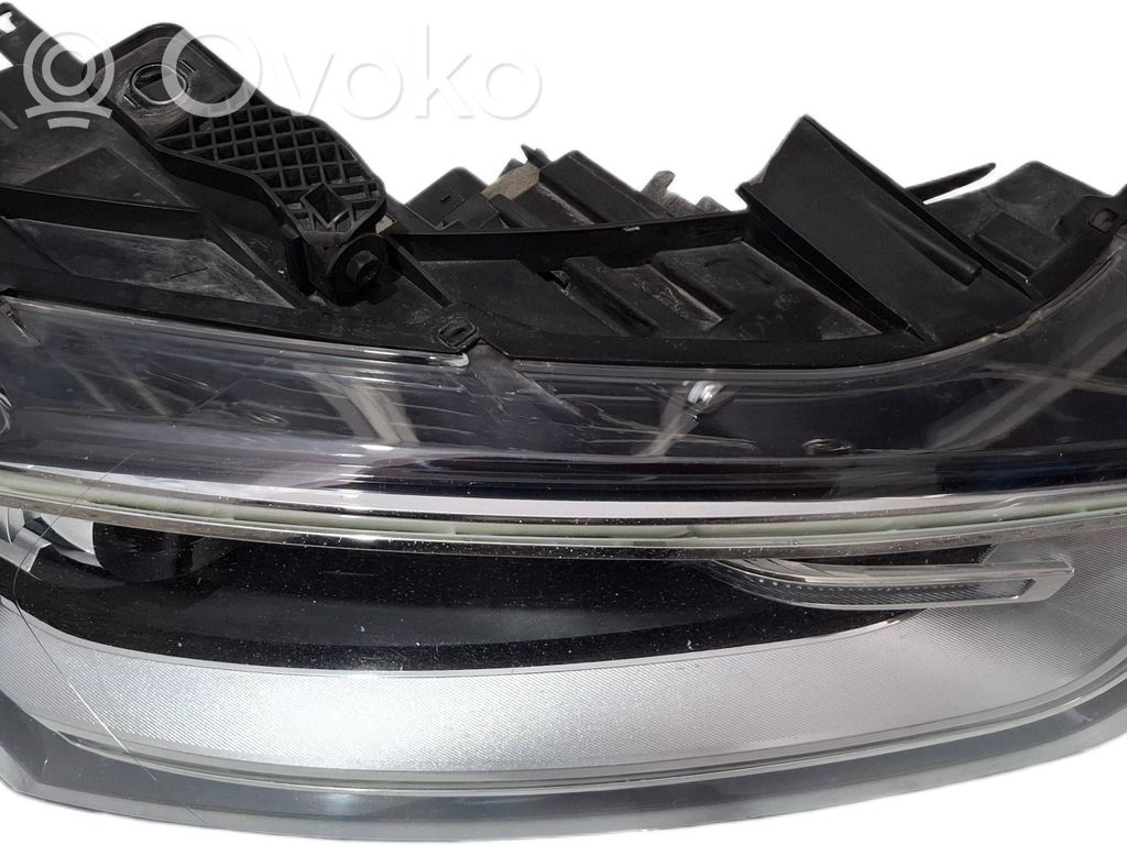 Audi Q3 8U Headlight/headlamp 