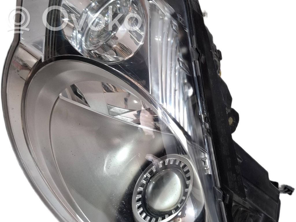 Volkswagen Eos Lampa przednia 