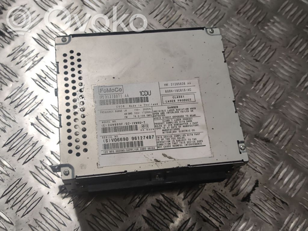 CD/DVD changer   31310071AA,31285836,8G9N18C815AC