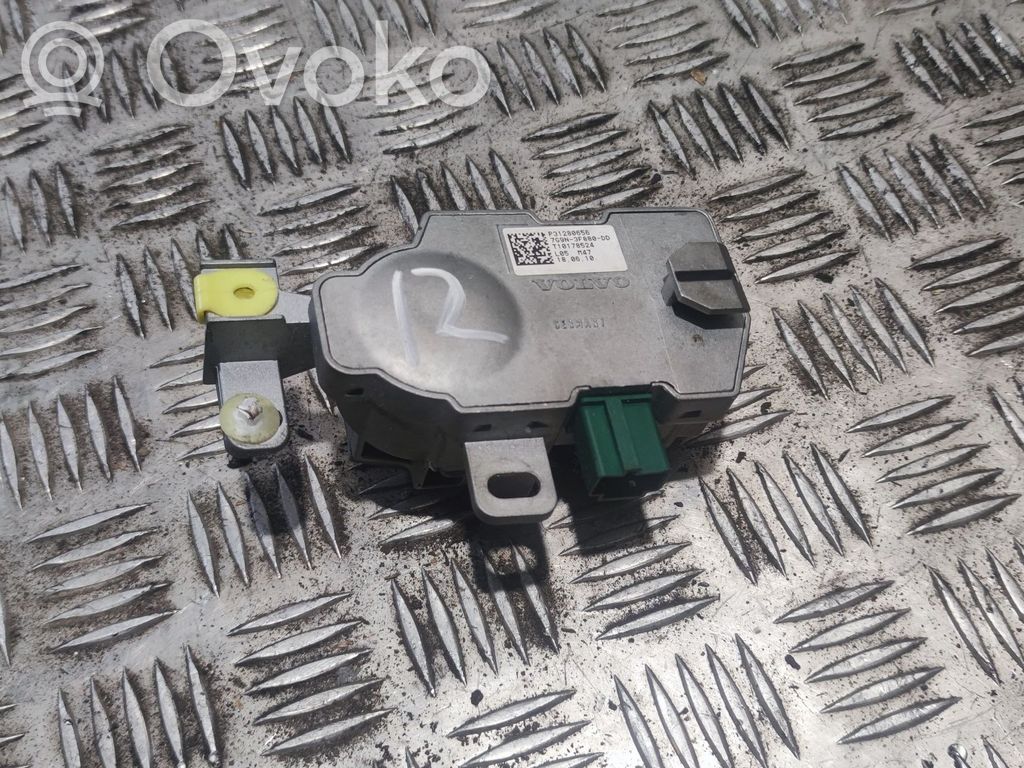 Volvo S60 Steering wheel lock 