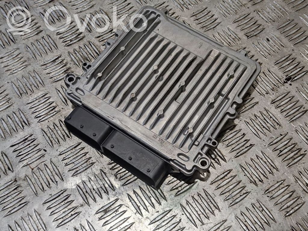 Mercedes-Benz GL X166 Engine control unit/module 