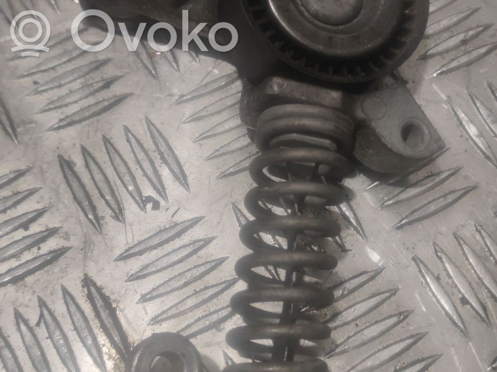 Volvo XC60 Diržo įtempėjas 