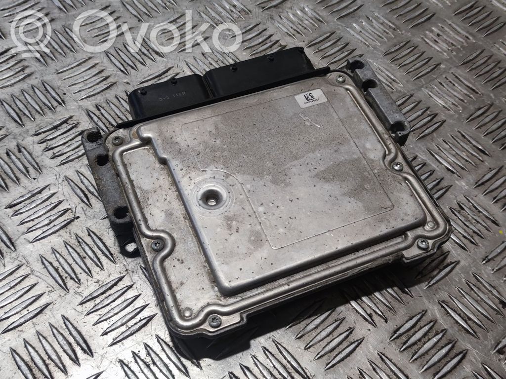 Jeep Grand Cherokee Engine control unit/module 