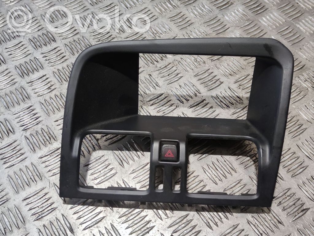 Volvo XC60 Dash center air vent grill 