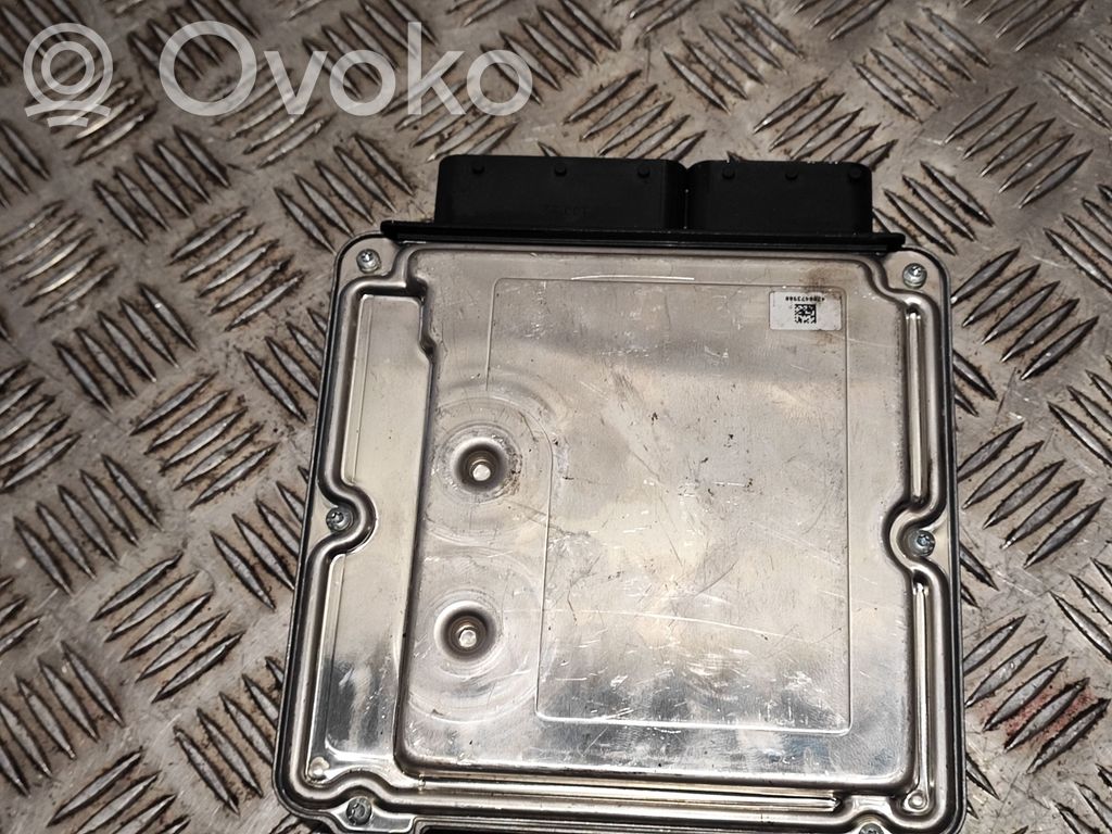 BMW X5 F15 Engine control unit/module 
