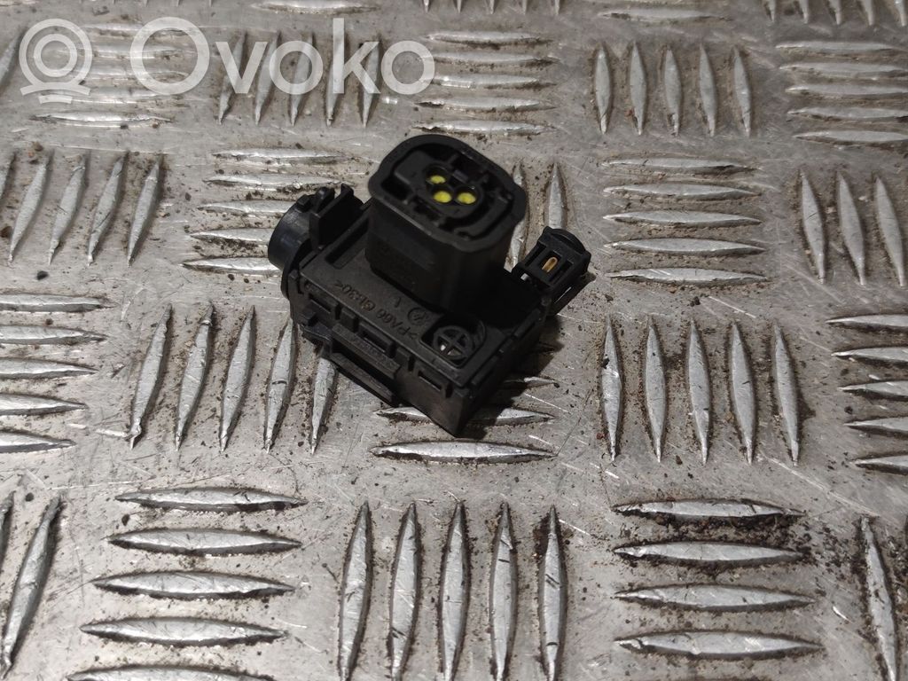 Audi A7 S7 4G Sensor / Fühler / Geber 