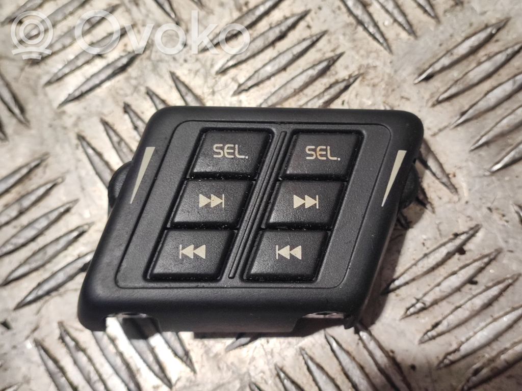 Volvo XC90 Sound control switch 