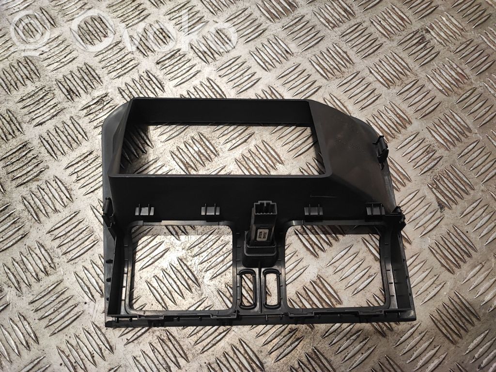 Volvo XC60 Dash center air vent grill 