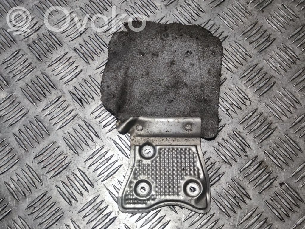 Audi A7 S7 4G Engine mounting bracket 