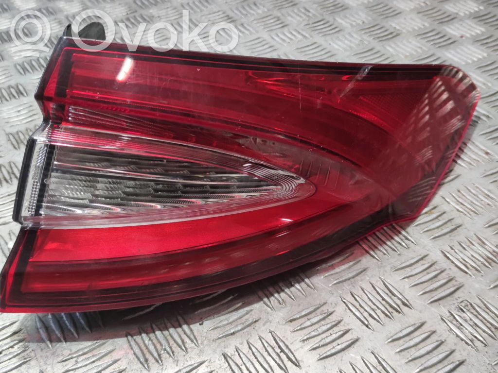 Mercedes-Benz E W212 Lampy tylnej klapy bagażnika 